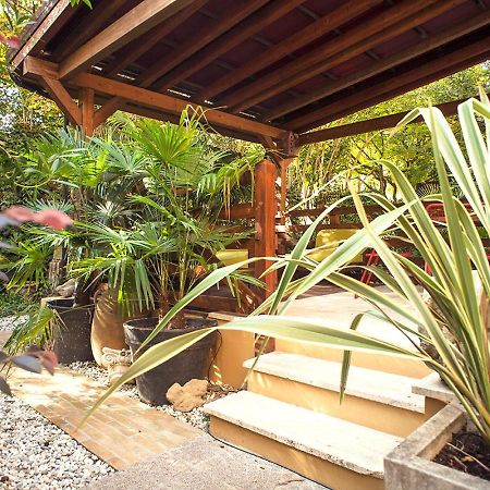 Urban Jungle Apartment Bologna Exterior photo