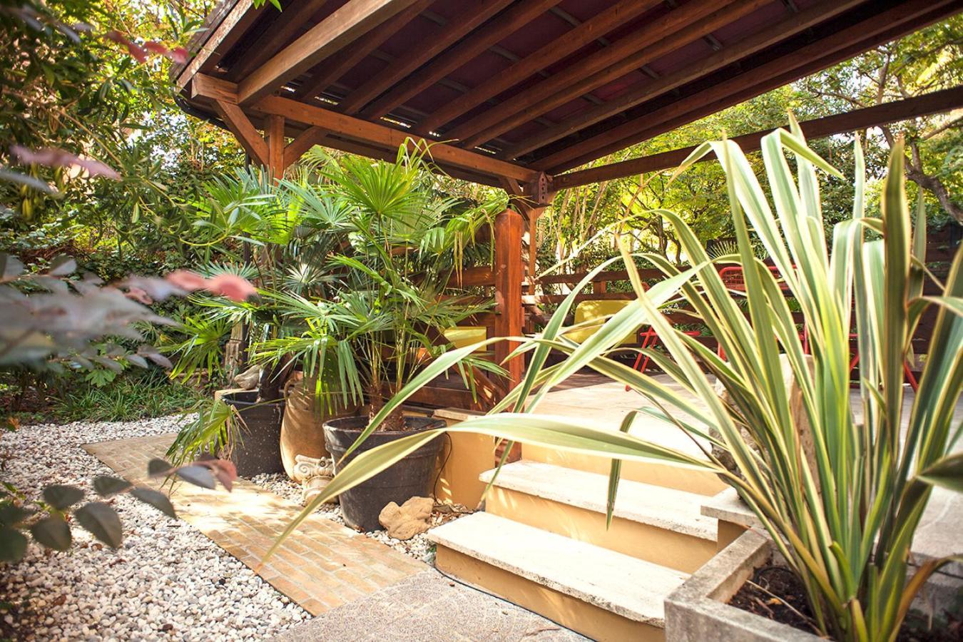 Urban Jungle Apartment Bologna Exterior photo